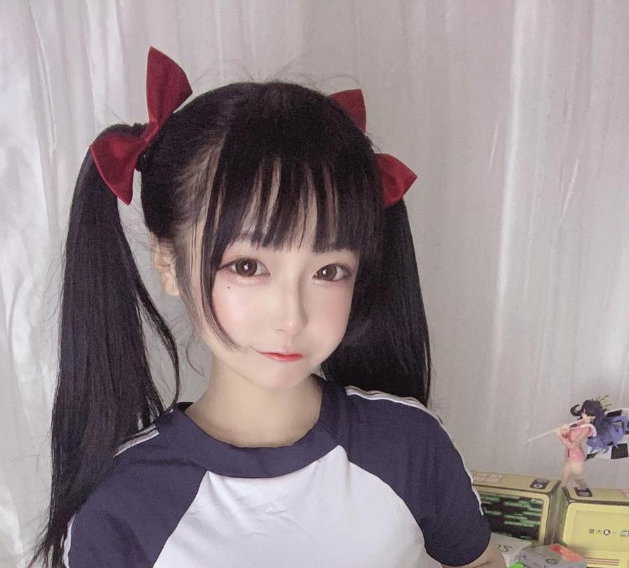 佳佳好难啊38套精选的cosplay图片，欣赏绝妙